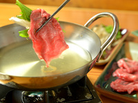 [2 Stunden All-you-can-drink-Kurs mit japanischem Amakusa-Schwarzrindfleisch aus Kumamoto mit Suppenbrühe Shabu]