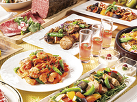 [Obon Period: Aug. 8 (Sat.)–Aug. 16 (Sun.) Lunch Buffet for Adults / 90-Minute Time Limit] All-you-can-eat roast beef prepared using sous-vide cooking and freshly fried tempura