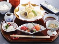 Tempura set + one free drink <Weekday lunch only>