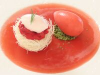 [Limitato stagionalmente - "Fragola"] Cocktail alla fragola, dessert alla fragola, 7 piatti di cui uno al tartufo