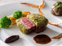 <Lunch “JAPONISME” Course options> Upgrade Steak Au Poivre to Wagyu fillet steak! | 4,000 yen