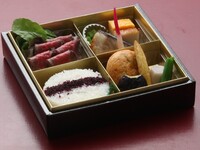 夏の和牛松花堂弁当