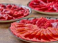 新【大人の無限焼肉セット】飲み放題付き！新商品「大人の無限カルビ」「大人の無限サガリ」をご提供！更に厳選タンや神谷商店の厳選ホルモンを含むセットをドリンク代金も込みでご提供！