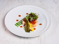 【Exclusive to JFR Card members】 <Oct 15 – Dec 11> Lunch half-course with rose cocktail
