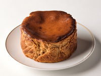 【TAKE OUT】 Salted Caramel Basque Cheesecake