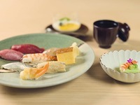 カウンター限定「おまかせ握り鮨L」