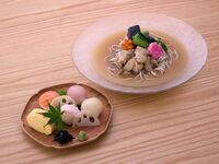 冷しじぶそば（てまり寿司付き）