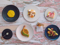 [DINNER] Chef's Choice Course (7 dishes total)