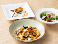 PASTA, NOODLE LUNCH with a Glass of Sparkling Wine［From September］