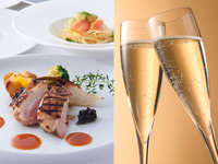 8月限定【SEASON LUNCH】★乾杯スパークリングワインプレゼント★横浜野菜のバーニャカウダから始まるメインが選べる全4品ランチ（平日）