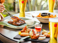 SKYLINE BEER GARDEN - STANDARD