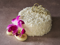 【12/23-25】Halekulani Coconut Cake 10cm