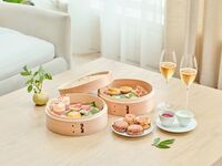 【Online Special Tower view seat guaranteed】 Discover Shanghai Beyond Borders Afternoon Tea with a glass of champagne