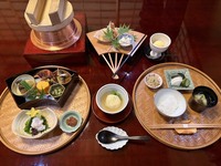 Lunch Seasonal Tasting Course