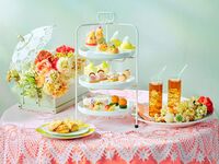 ＼8/13(木)、14(金)20%OFF／2時間カフェフリー【平日】桃とメロンのバカンスアフタヌーンティー