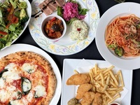 パーティ4,000円 全8品(2時間飲み放題付)