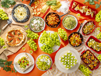 【9～10月】「カジュアルイタリアン＆シャインマスカット食べ放題」土日祝 ディナービュッフェ 大人通常料金より10％OFF⇒4,050円 
