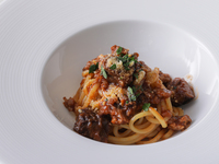 ＜平日・ボロネーゼパスタ付＞『お月見アフタヌーンティー with 京都・祇園辻利の宇治茶』秋の夜長にお月見気分を楽しめる“2色団子やうさぎのマシュマロ、紫芋のマカロン”などを堪能！マリアージュフレール1杯＋その他ドリンクお替り自由　9/14～11/4