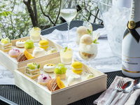 MOËT ICE Afternoon Tea ～Blanc d’Été～（乾杯アイスモエ付き＋ミニパフェ＋スイーツ＋カフェフリー）