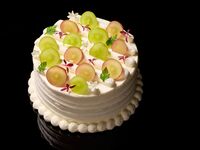 【Take Out】 Grape & Shine Muscat Shortcake (Whole) 15cm