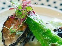活きあわびと和牛懐石｜ロース100g