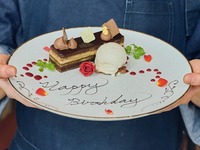 【9~11月/記念日プラン】秋のLOKAL HOUSEディナコース+乾杯酒＆メッセージプレート