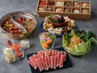 希少きのこも食べ放題 麻辣湯きのこラムしゃぶ食べ飲み放題Vコース