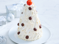 Christmas Tree Cake