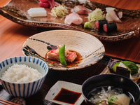 【Weekday-exclusive lunch】 YUH -Seafood set- with dessert & coffee