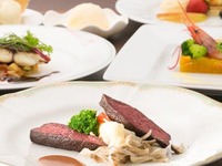 ランチハーフコース　プチセゾン　選べる前菜/スープとメイン1品魚or肉料理　全3品+選べる乾杯１ドリンク