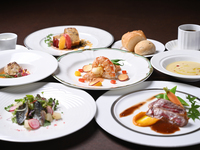 【フレンチコース　シェフ】オマール海老と国産牛ロース肉　季節の贅沢フレンチフルコース全7品+選べる乾杯１ドリンク