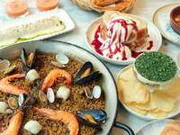 [Lunch / Starting Sep 1 (Tue)] CHEF’S COURSE: 8 courses, ￥6,800