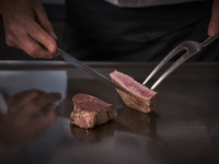 【12/31–1/3 Dinner】 New Year’s dinner featuring 9 courses with live black abalone and Wagyu beef