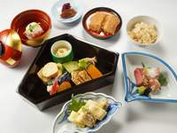 霜月のゆば料理