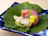 【9/19～23限定】ランチ特別会席「睡蓮」120分飲み放題付き＋食事寿司にアップグレード