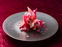 【Xmas2026 | Menu de Noël】 A luxurious set of 8 dishes including poached quail and Wagyu beef fillet.