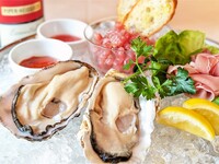 9/1～10/25限定 シャンパーニュ【パイパー・エドシック】飲み放題＋前菜3種盛り合わせ