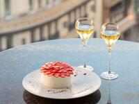 9/17〜【Lunch Anniversary】乾杯酒とメッセージ入りアニバーサリーケーキで彩る、全6品のフルコースランチ