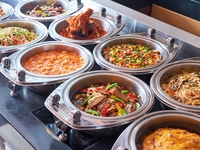 12/28–31 Unlimited Lunch Buffet – Adults