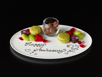 [12/18–12/25] Anniversary Plate