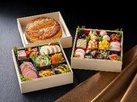 【12/31、1/1】2026-2027コンラッド東京おせち料理　ニ段重＆ガレット・デ・ロワ （3～4名様用）