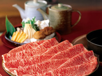 【半個室】牛たん炭火焼と松阪牛「1%の奇跡」すき焼コース