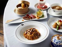 (Exclusively for Online・Special October Price)  Deluxe Dinner with 1 Drink