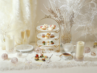 ◆【Christmas 2026】 Luxurious lunch featuring Provençal cuisine, Kyoto duck, and a Christmas afternoon tea—includes celebratory champagne!