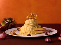 [Weekends and Holidays, from September 25th] Luxurious Mille-feuille Pancakes with Freshly Squeezed Japanese Chestnut Mont Blanc (Reservations Only)