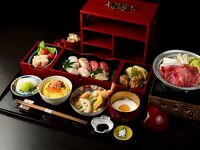 A Taste of Japan　ー寿司、すき焼き、天ぷらー