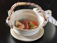 会席のお椀物を松茸土瓶蒸しへ変更