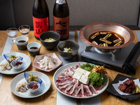 【11/15までの期間限定】120分飲み放題付き　蕎麦出汁 たっぷり茸と二種ねぎの贅沢鴨しゃぶ鍋コース 禄-roku-  