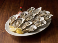 【DINNER】 Fresh Oysters – 12 pieces