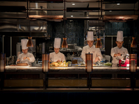 65 kinds of Christmas-exclusive dinner buffet